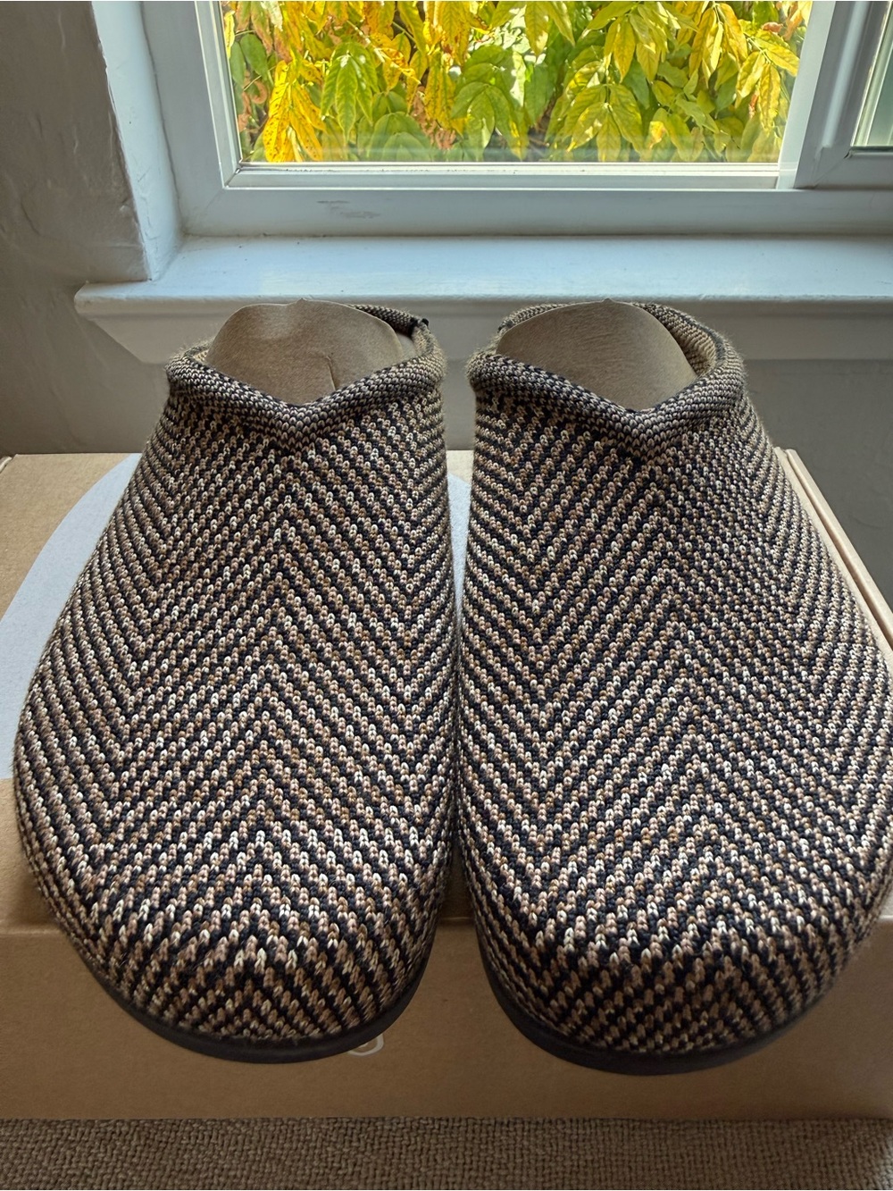 ROTHY’S Casual Clog (color: Spice) - Picture 4 of 8